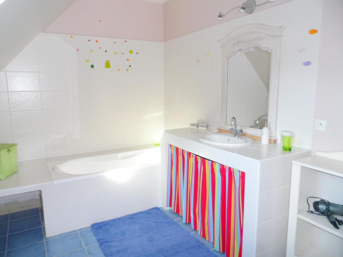 Grande Villa Avec Jardin, Proche Plage Et Centre De Villers-Sur-Mer - Fr-1-487-310 Exteriör bild